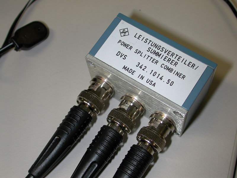 Leistungsteiler zur Impedanzrichtigen Zusammenschaltung zweier Leitungen
